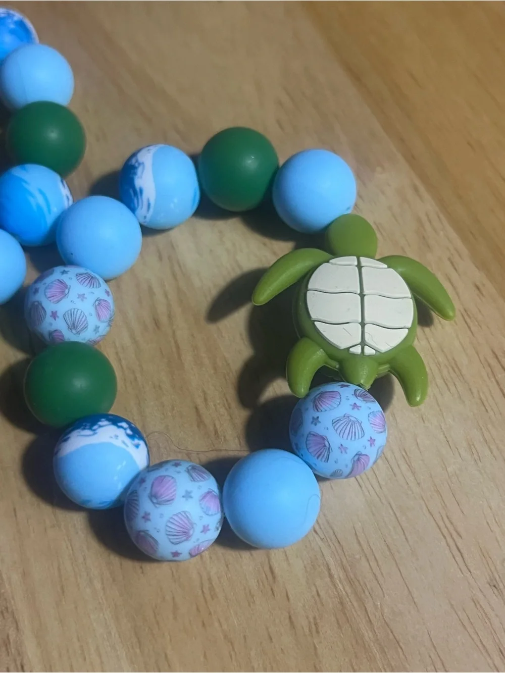 Kids Turtle Bead Stretch Bracelet - Green & Blue B249